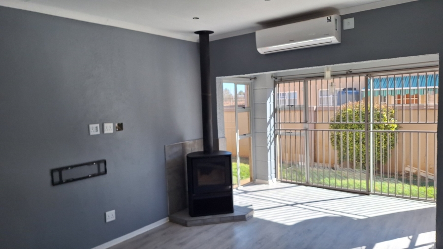 3 Bedroom Property for Sale in Baillie Park North West